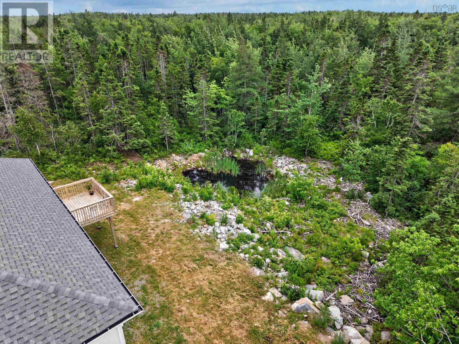 819 Bissett Road - 47