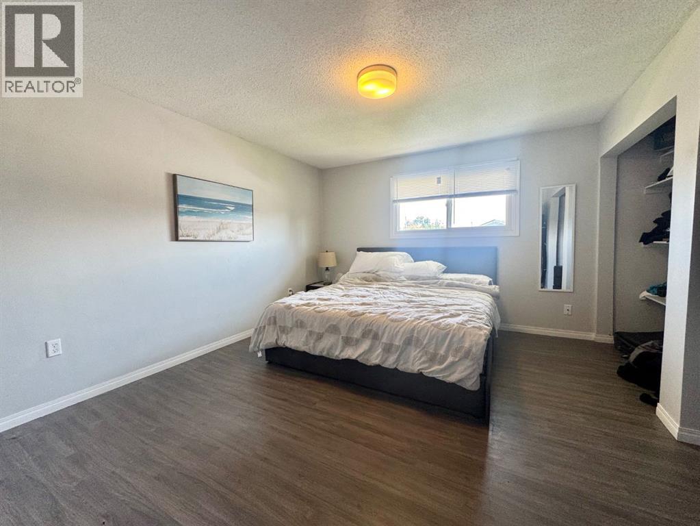 4740 56 Avenue - 13