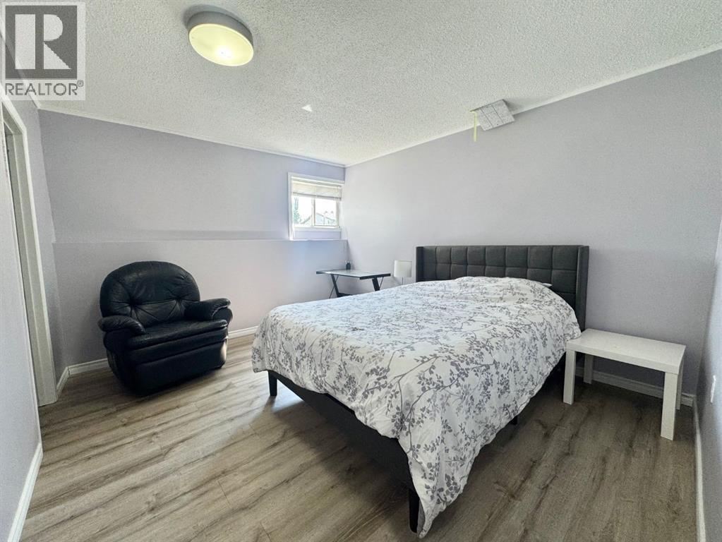 4740 56 Avenue - 10