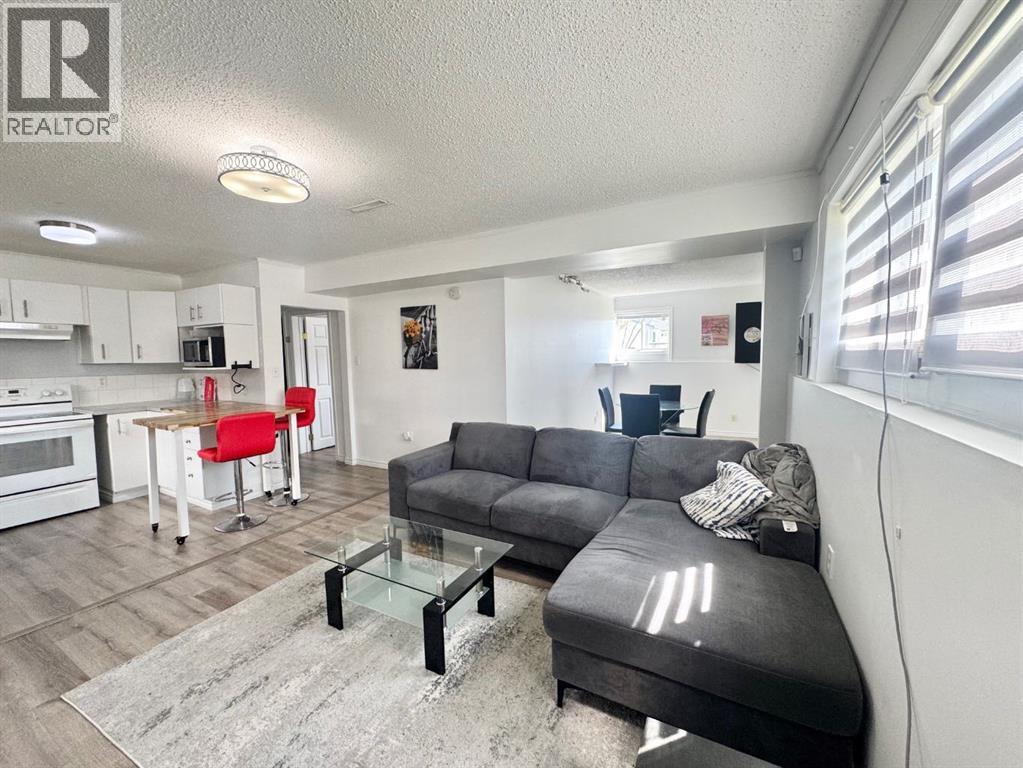 4740 56 Avenue - 6