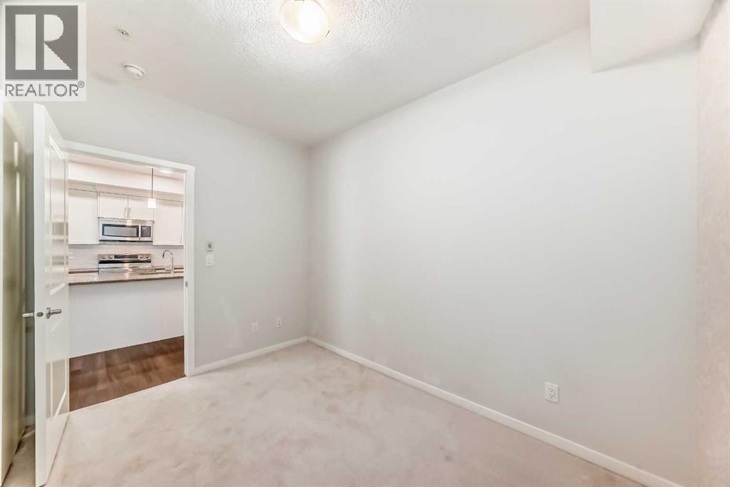 #104 360 Harvest Hills Common NE - 30