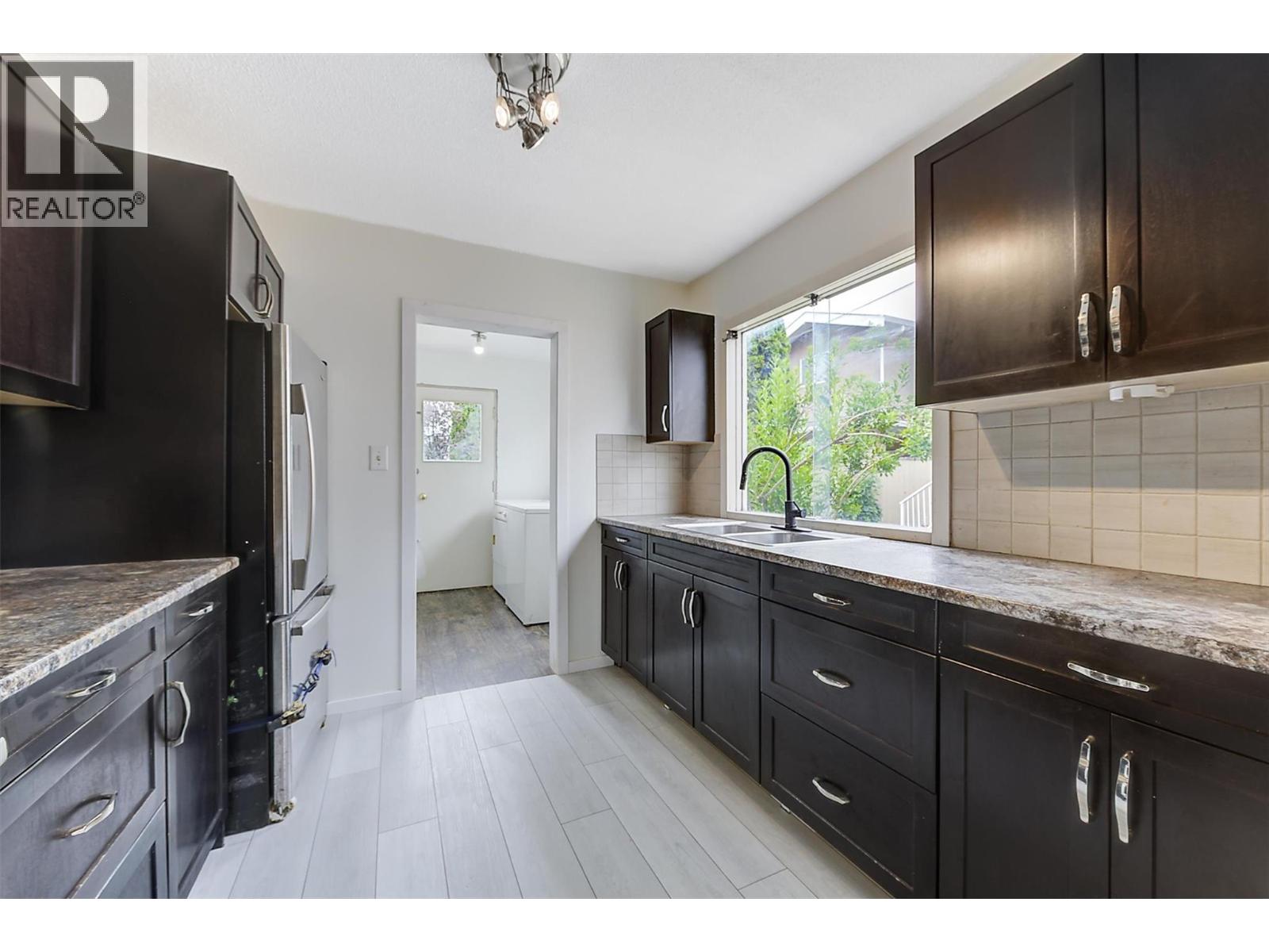  763 Kinnear Avenue, Kelowna