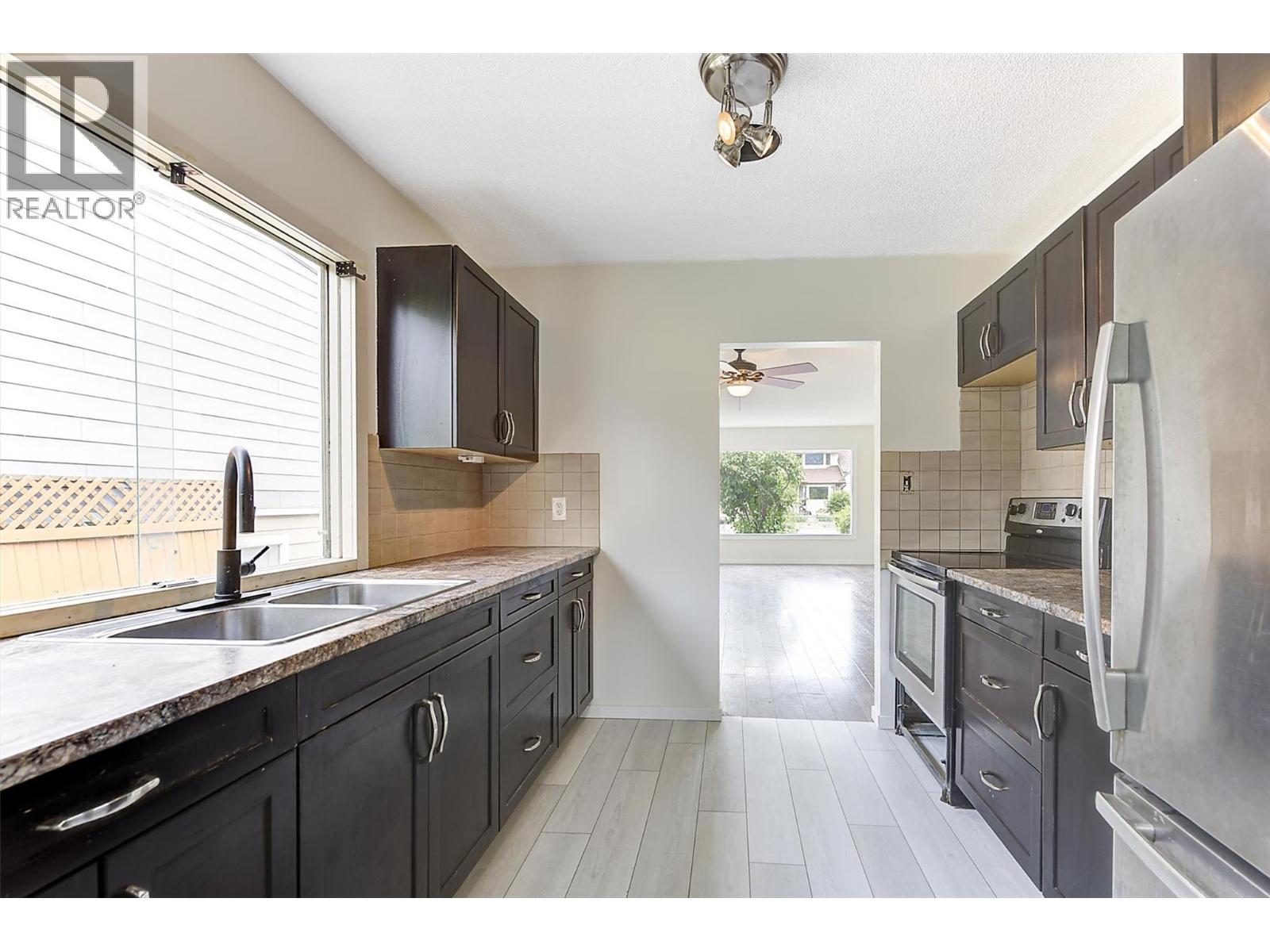  763 Kinnear Avenue, Kelowna