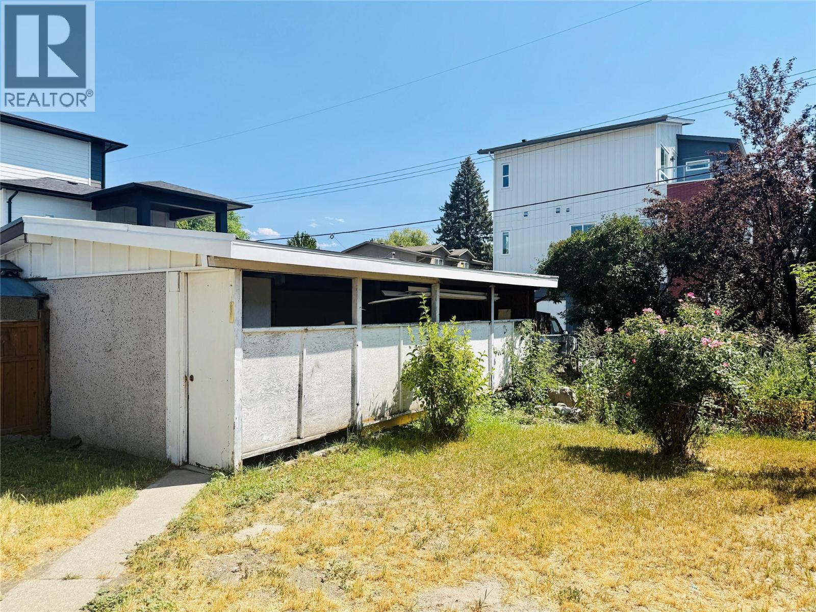 763 Kinnear Avenue - 18