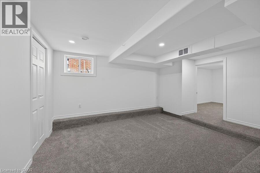 153 EAGLE Avenue - 33