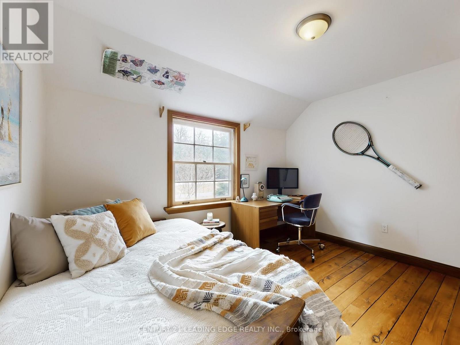 26 CHURCH LANE - 24