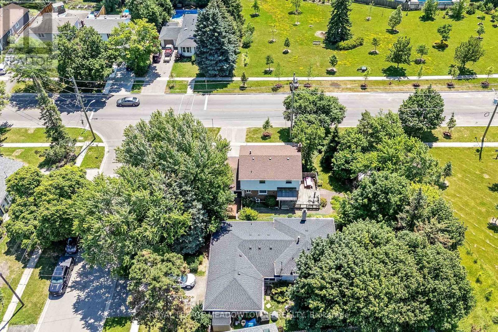 377 DELREX BOULEVARD - 27