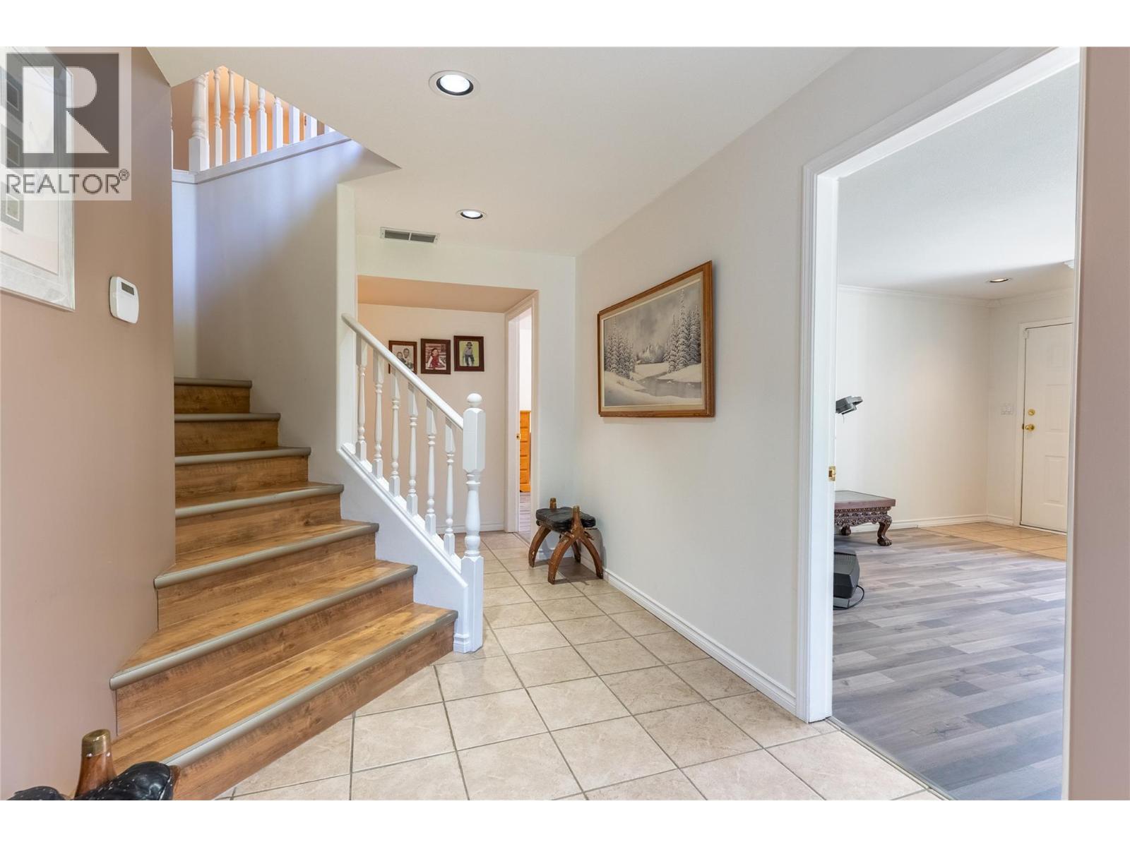 2421 Mount Tuam Crescent - 5