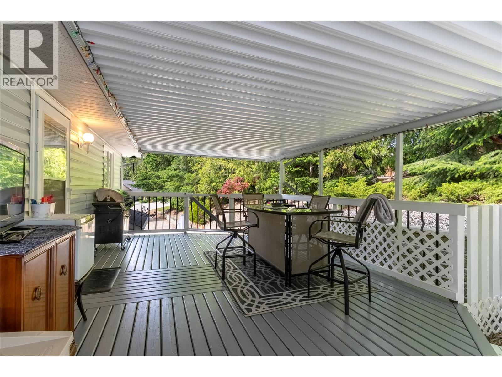2421 Mount Tuam Crescent - 21