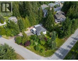 2421 Mount Tuam Crescent, Sorrento, BC V0E2W2 Photo 39