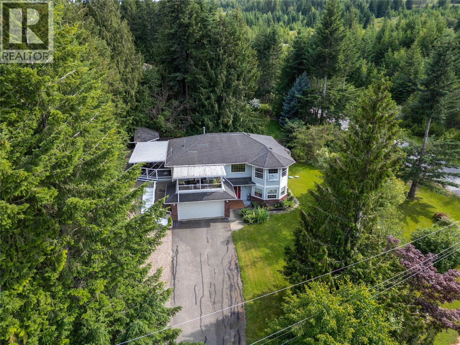 2421 Mount Tuam Crescent - 2