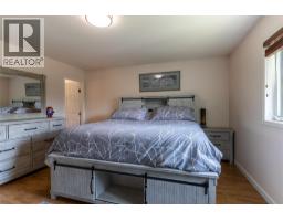 2421 Mount Tuam Crescent, Sorrento, BC V0E2W2 Photo 16