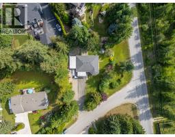 2421 Mount Tuam Crescent, Sorrento, BC V0E2W2 Photo 42