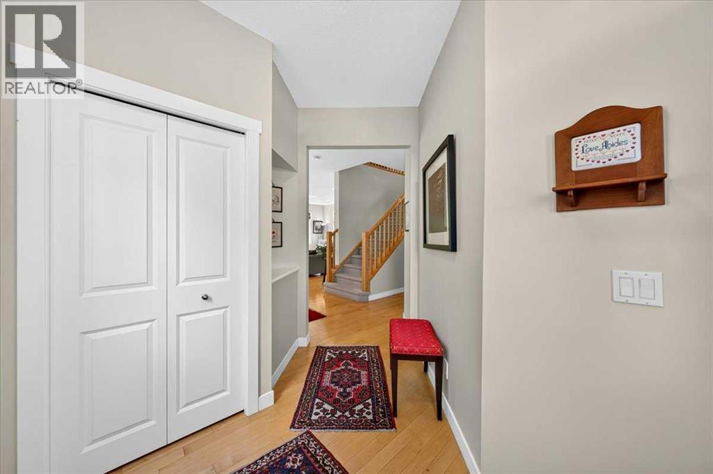 60 Sherwood Crescent NW - 6