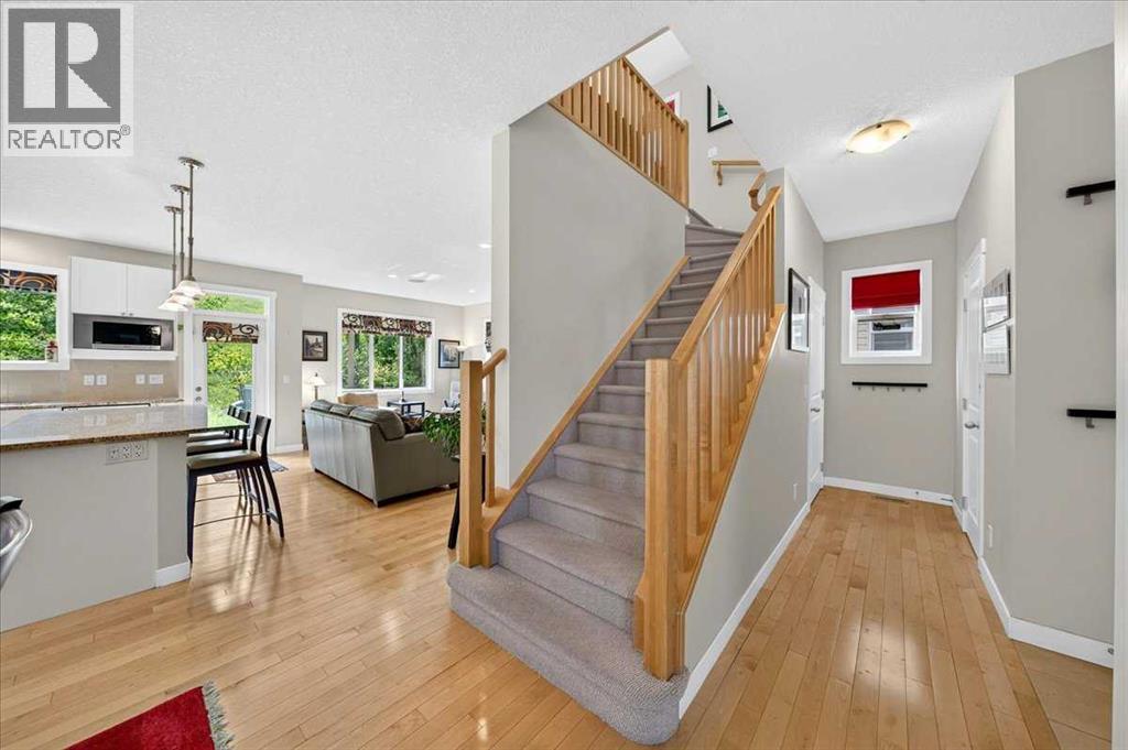 60 Sherwood Crescent NW - 7