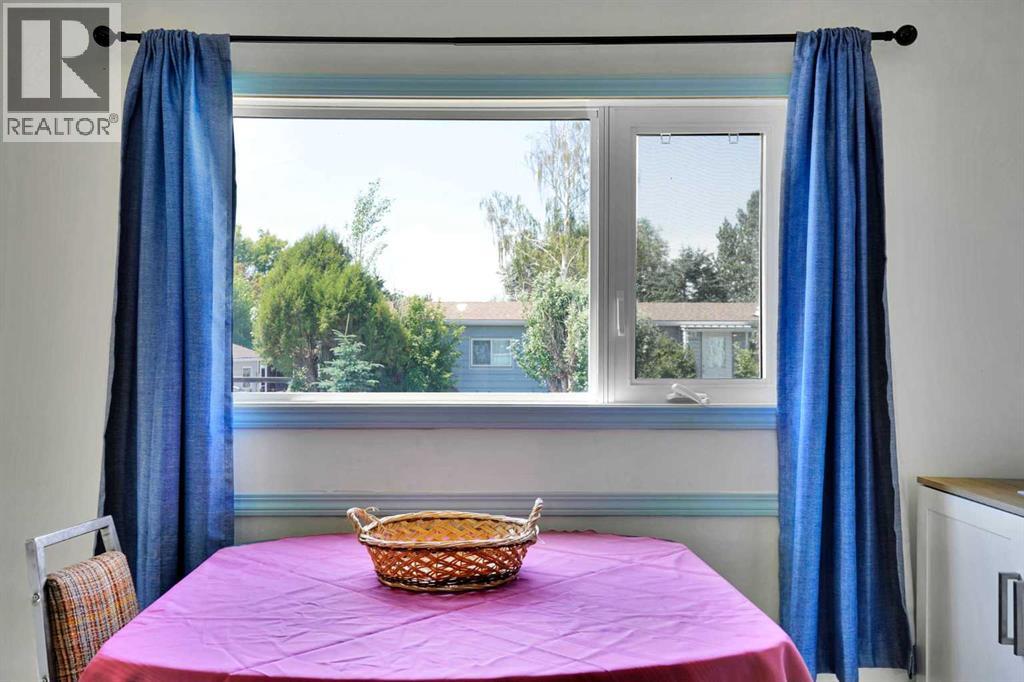 903 Briar Crescent - 10