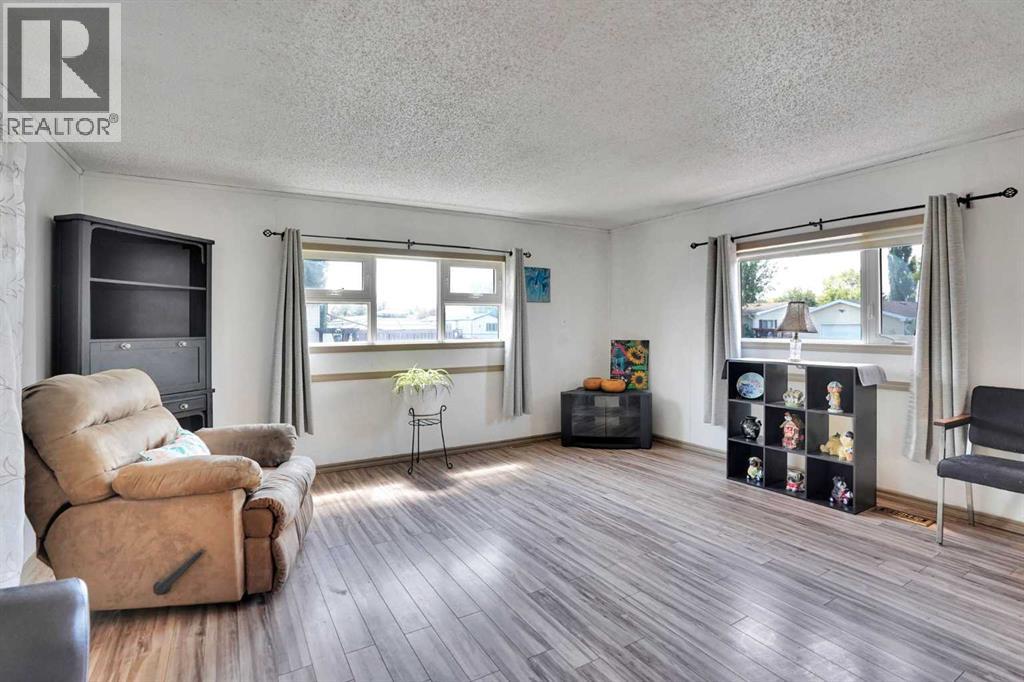 903 Briar Crescent - 30