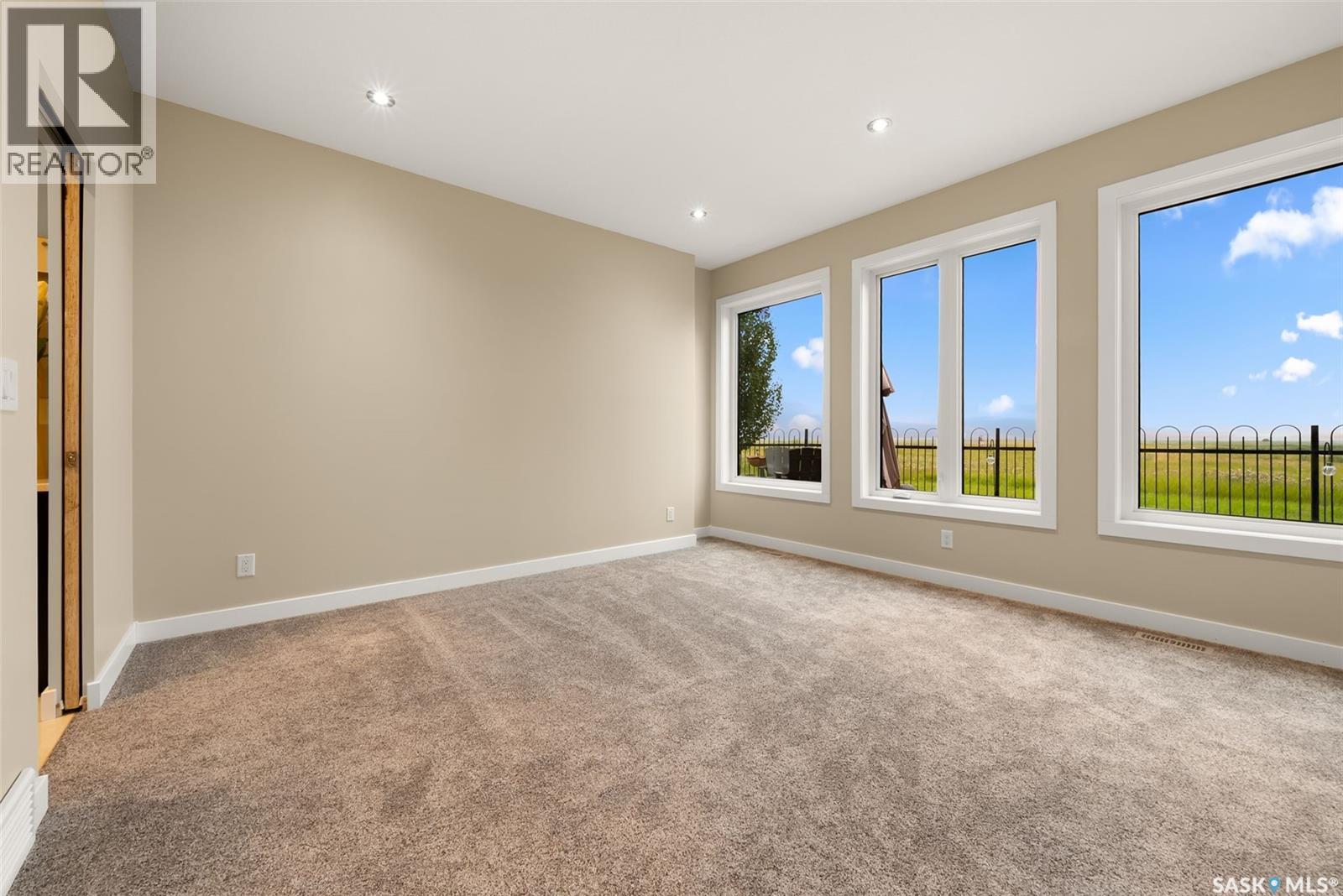 6110 Wascana COURT - 64