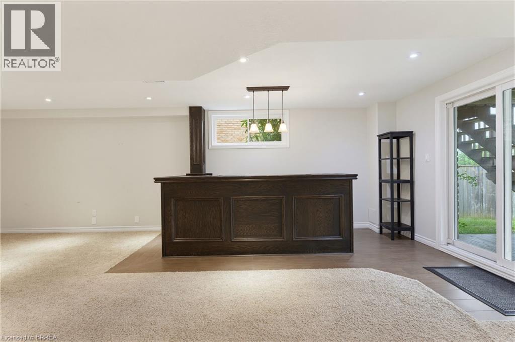 196 MCGUINESS Drive - 26