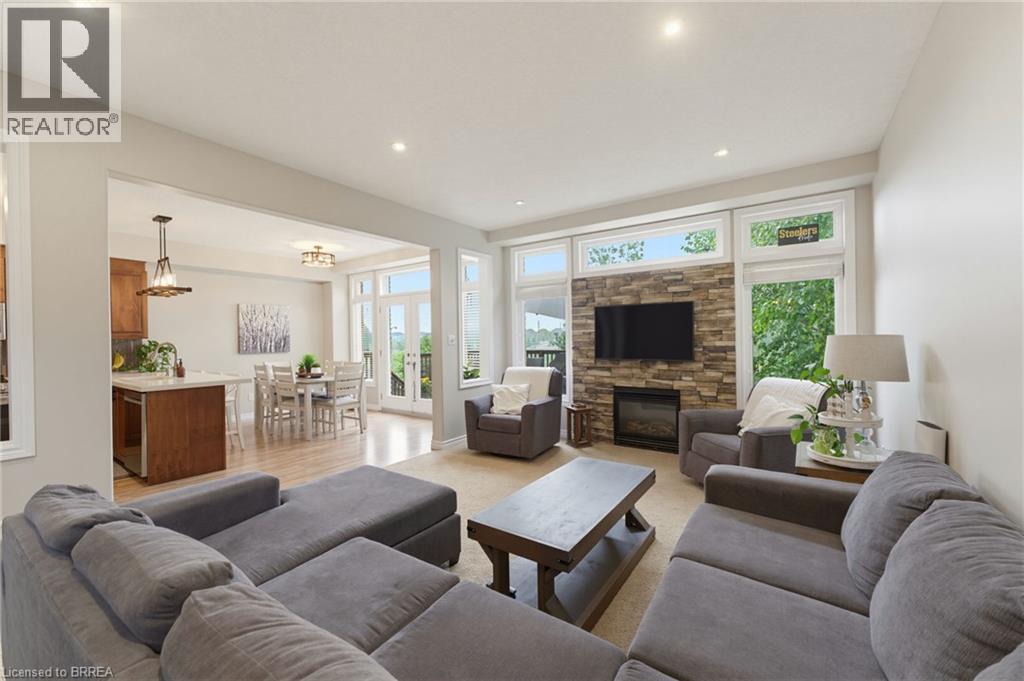 196 MCGUINESS Drive - 4