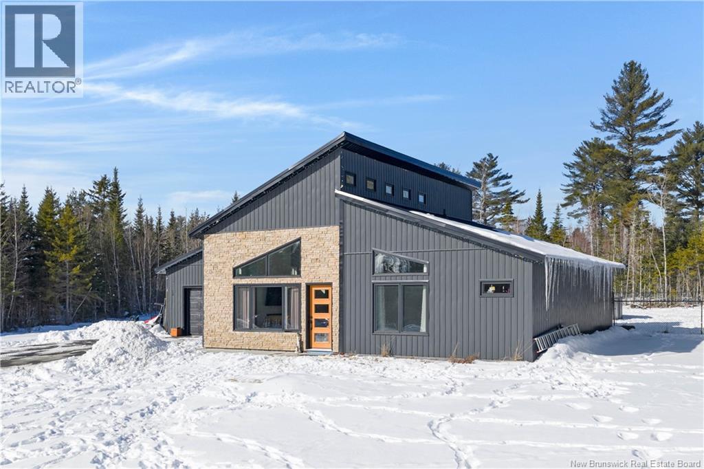 9 Crest Avenue - Image 25