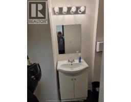 4685-4691 Wyandotte Street East, Windsor, ON N8Y3B4 Photo 14