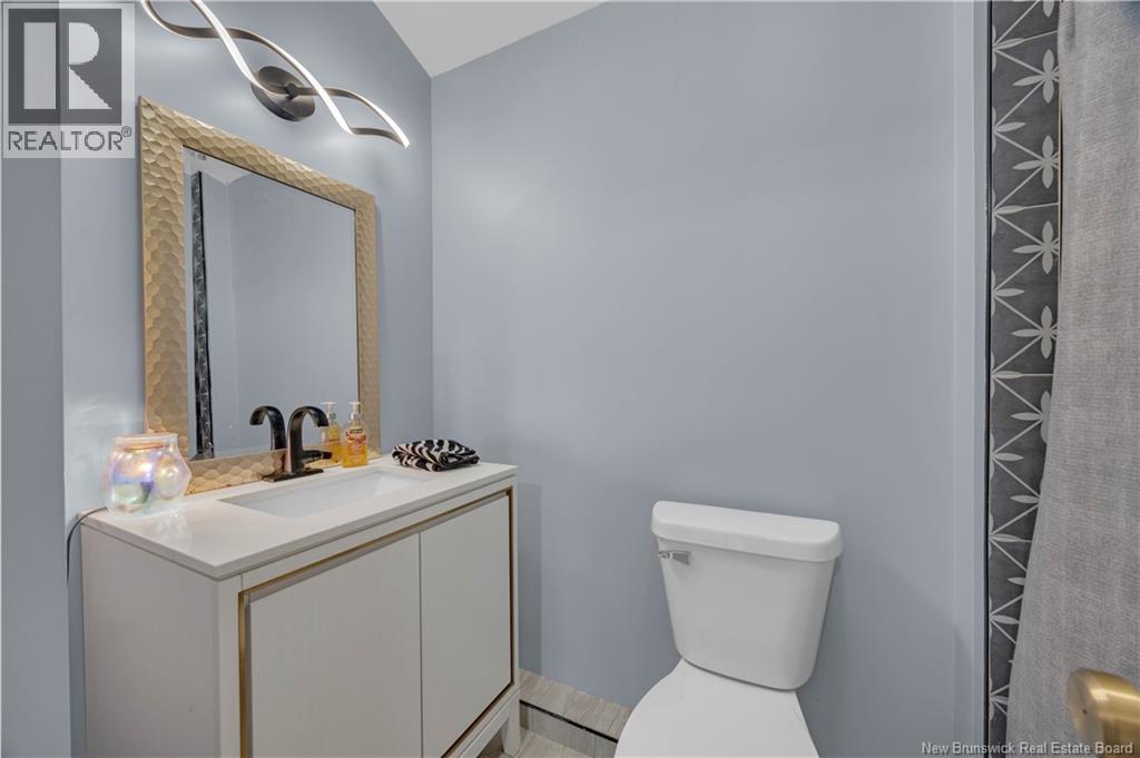 9 Crest Avenue - 16