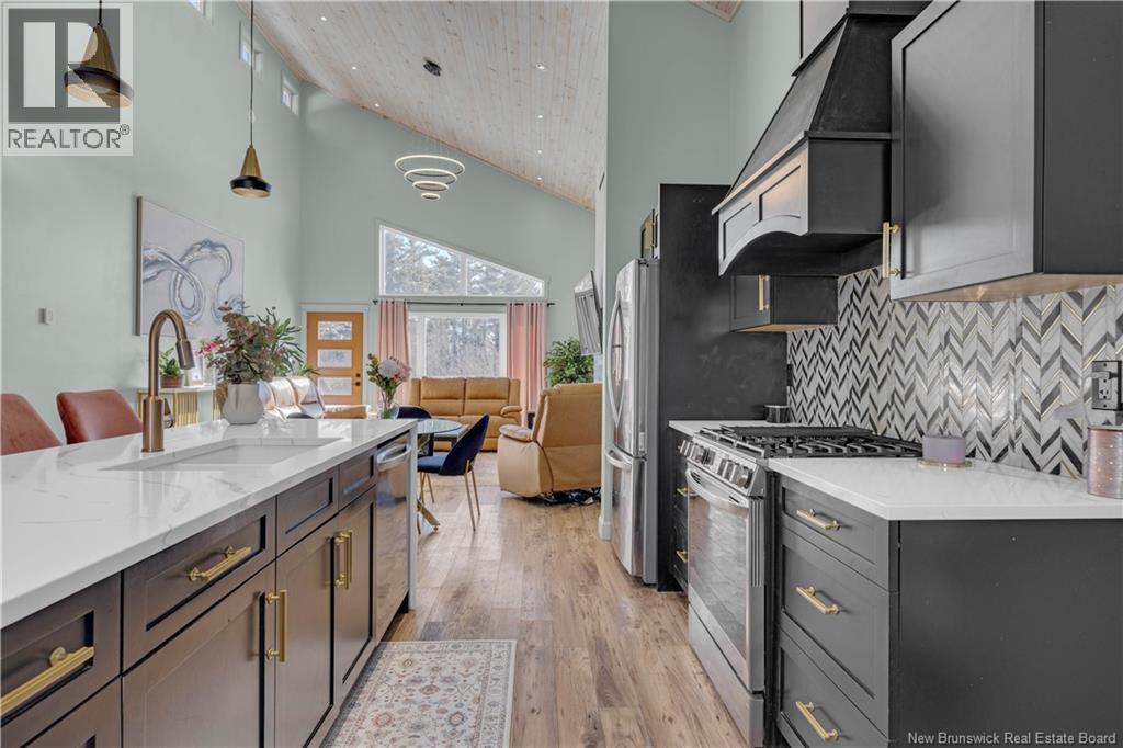 9 Crest Avenue - 6