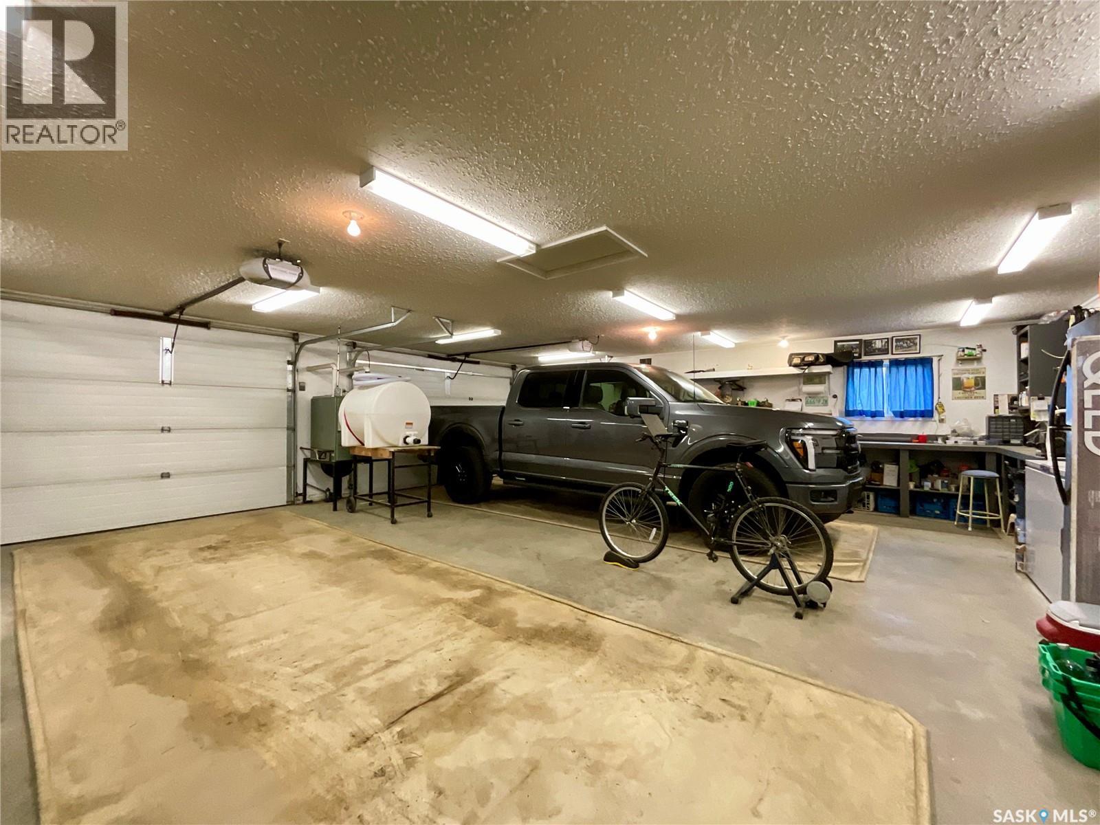 1302 TATANKA DRIVE - 42