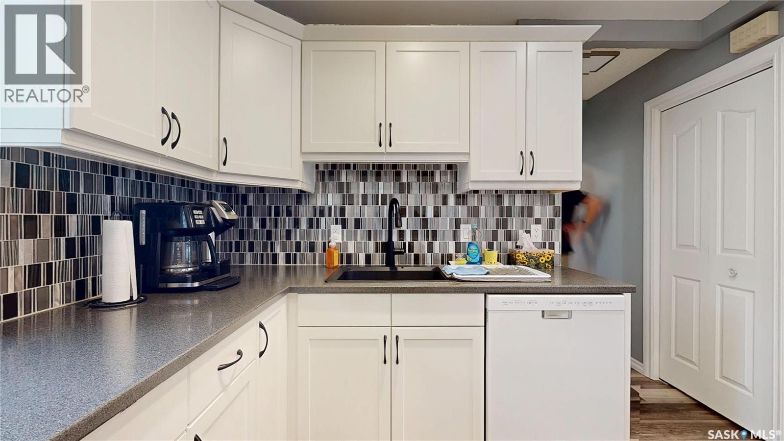 1302 TATANKA DRIVE - 27