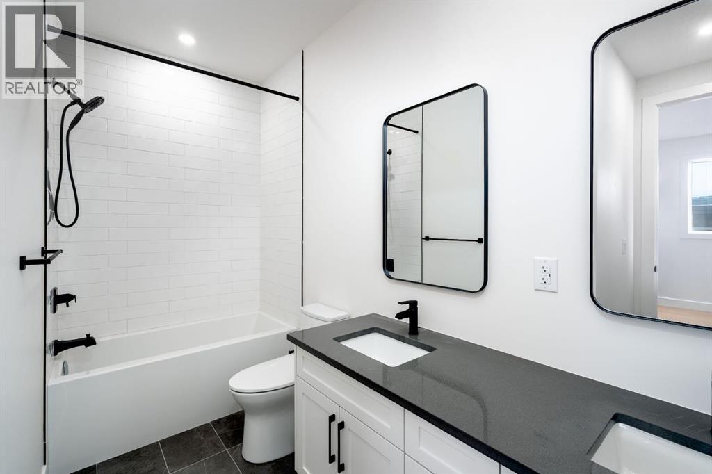 2227 36 Street SW - 23