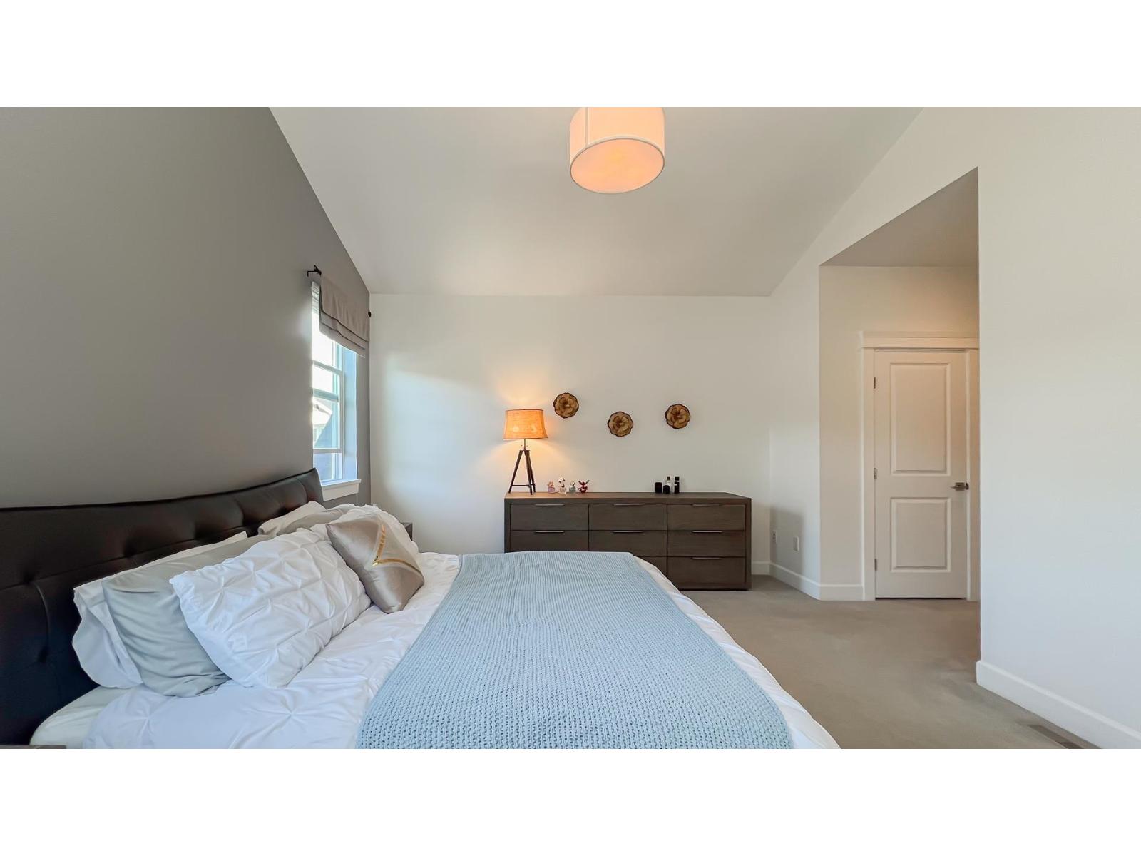 4 Bed, 4 Bath House for Sale in Surrey – 16787 22 AVENUE, Surrey – MLS# R3147948 - Image 19