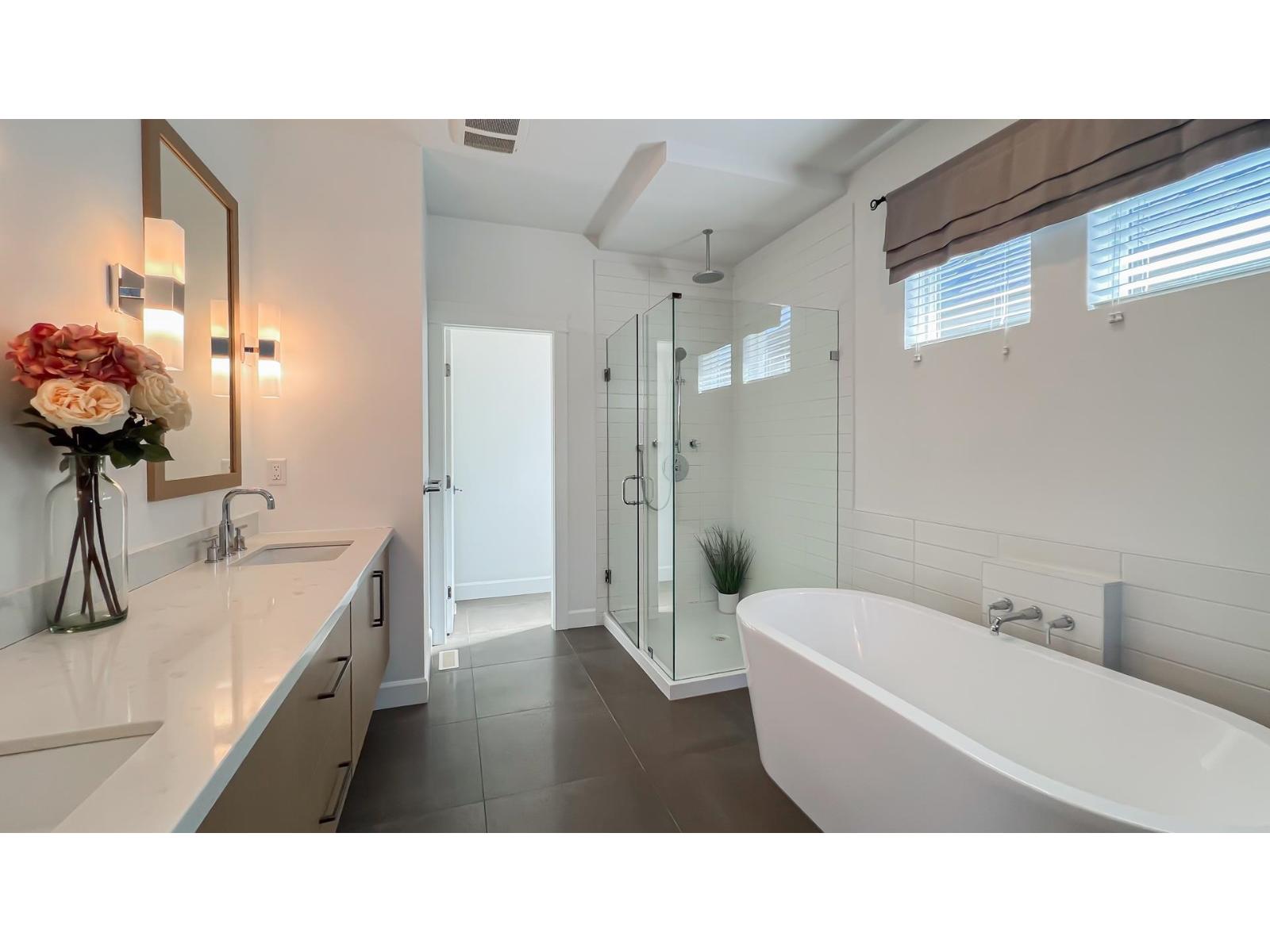 4 Bed, 4 Bath House for Sale in Surrey – 16787 22 AVENUE, Surrey – MLS# R3147948 - Image 20