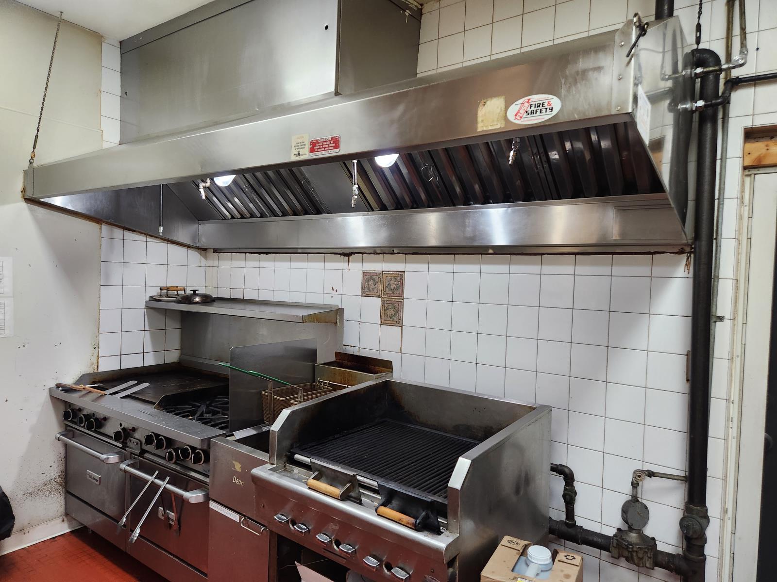 Gibbons — photo 15