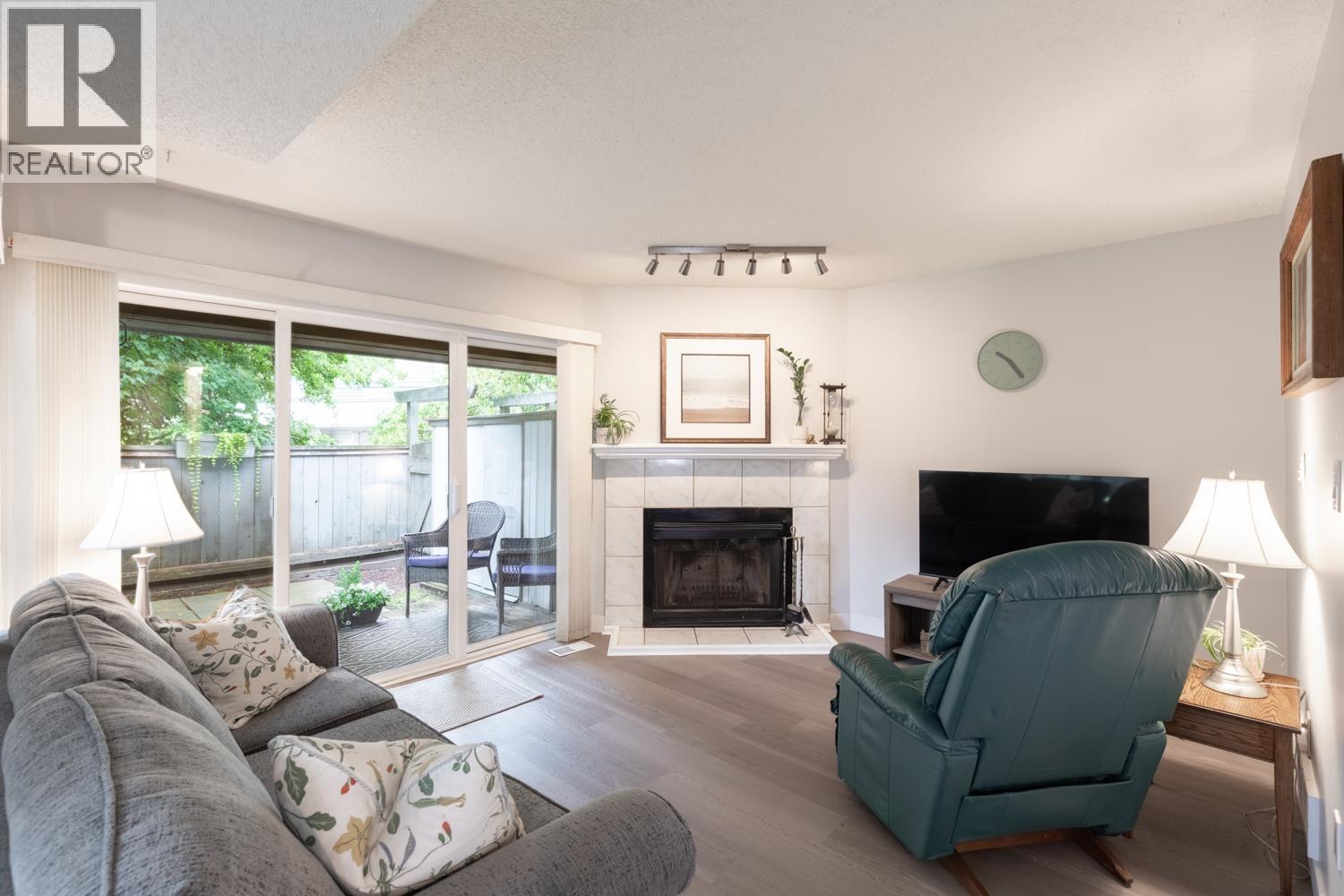 19 1174 INLET STREET — photo 2