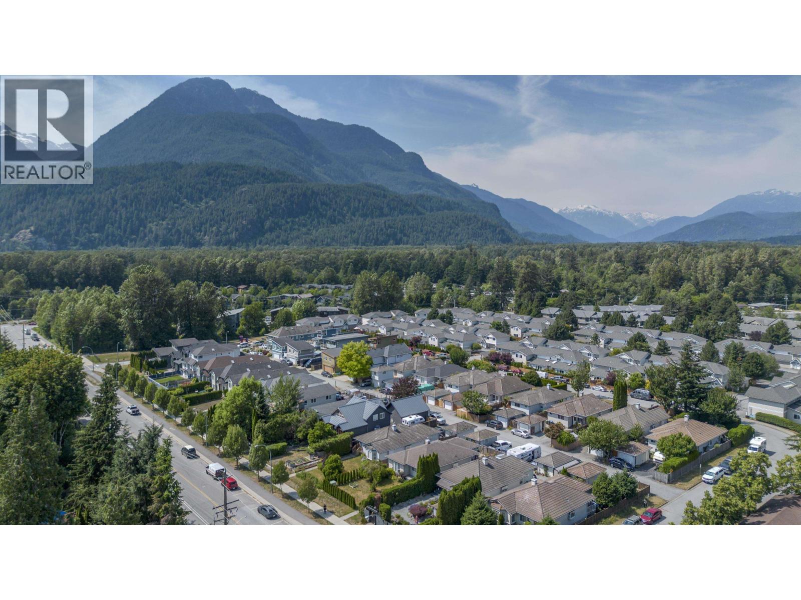1827 MAMQUAM ROAD, Squamish