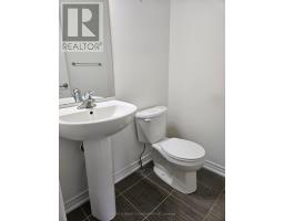 Bathroom - 180 Sunflower Place, Welland, ON L3C0H9 Photo 9