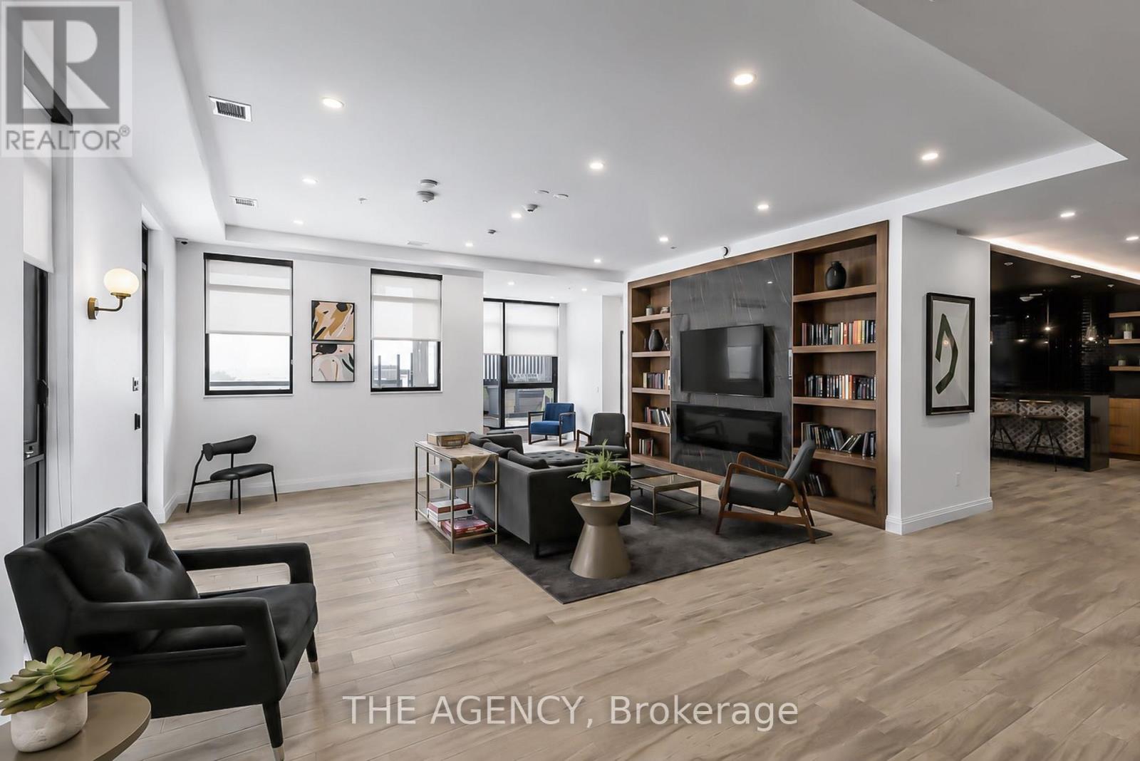 #1907 181 KING STREET S - 33