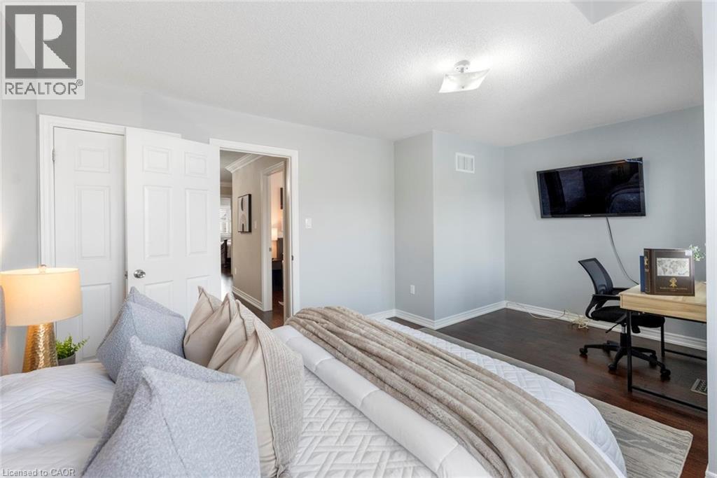 717 MEGSON Terrace - Image 22