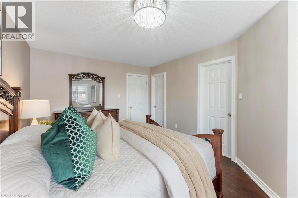 717 MEGSON Terrace - Image 29