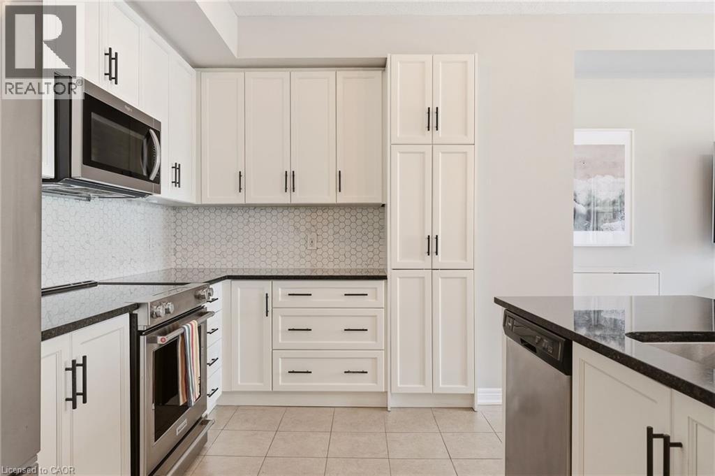392 CRANBROOK Common - 11