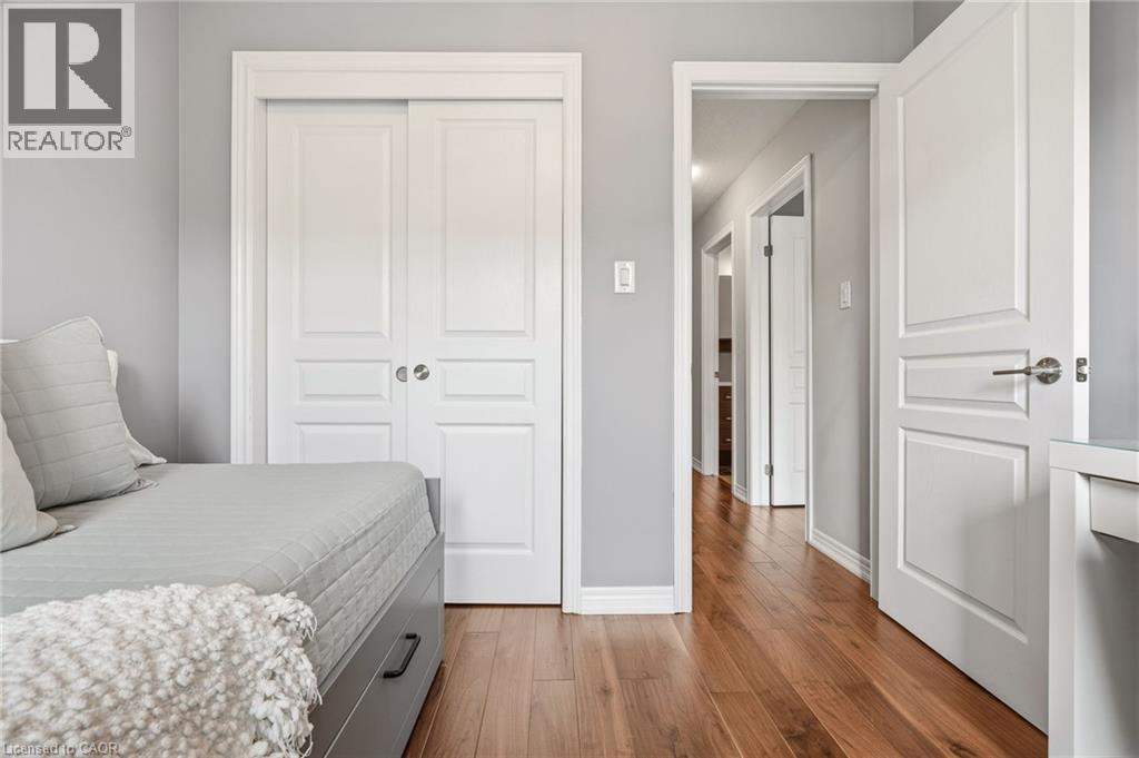 392 CRANBROOK Common - Image 32