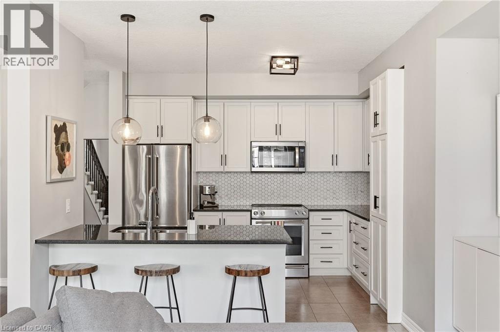 392 CRANBROOK Common - 8