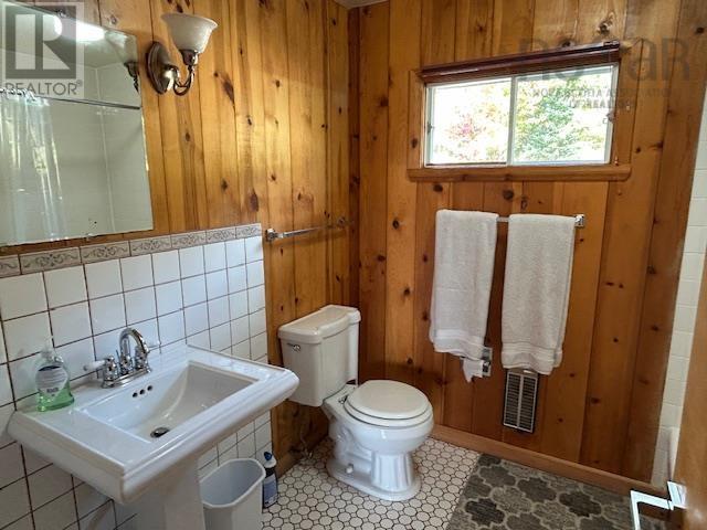 935 Big Harbour Road - 40