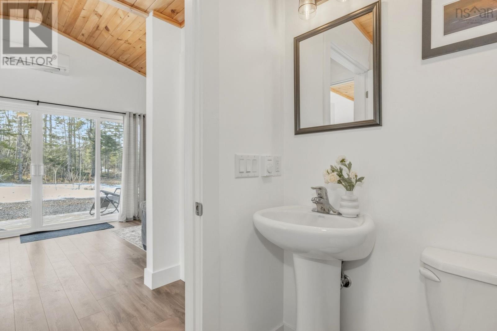 366 Loon Lake Drive - 21