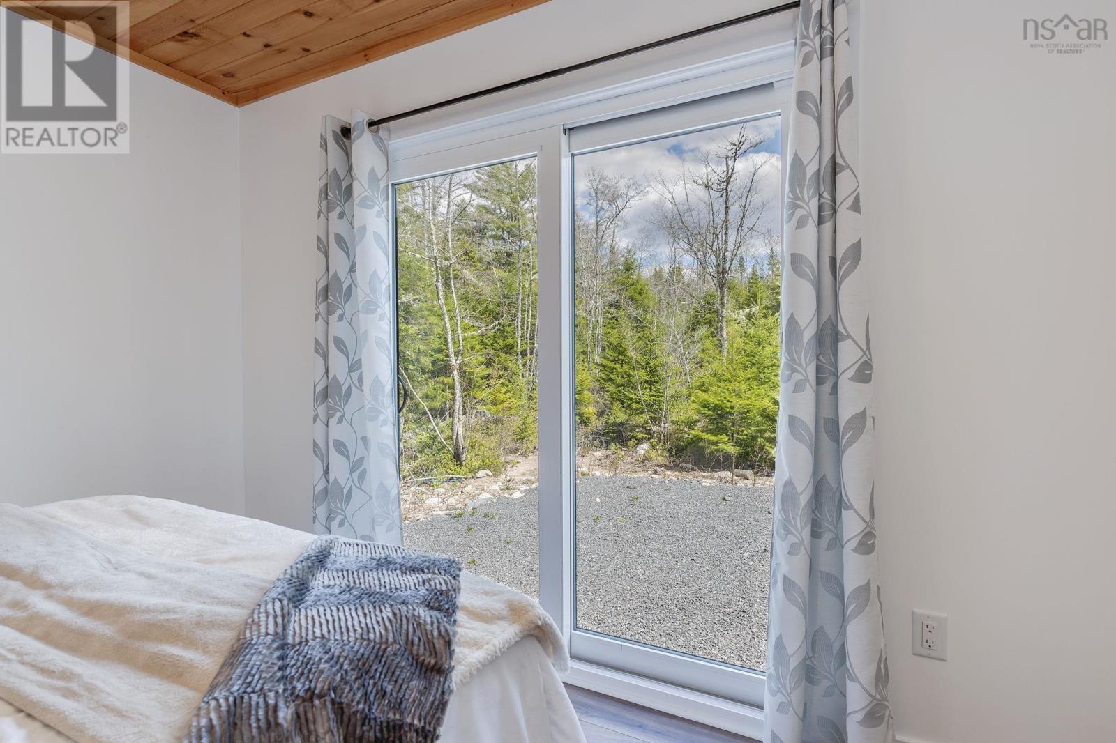 366 Loon Lake Drive - 17