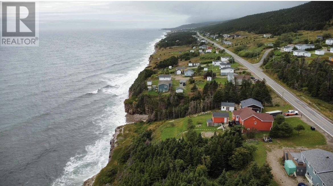 549 Oceanview Drive - Image 2