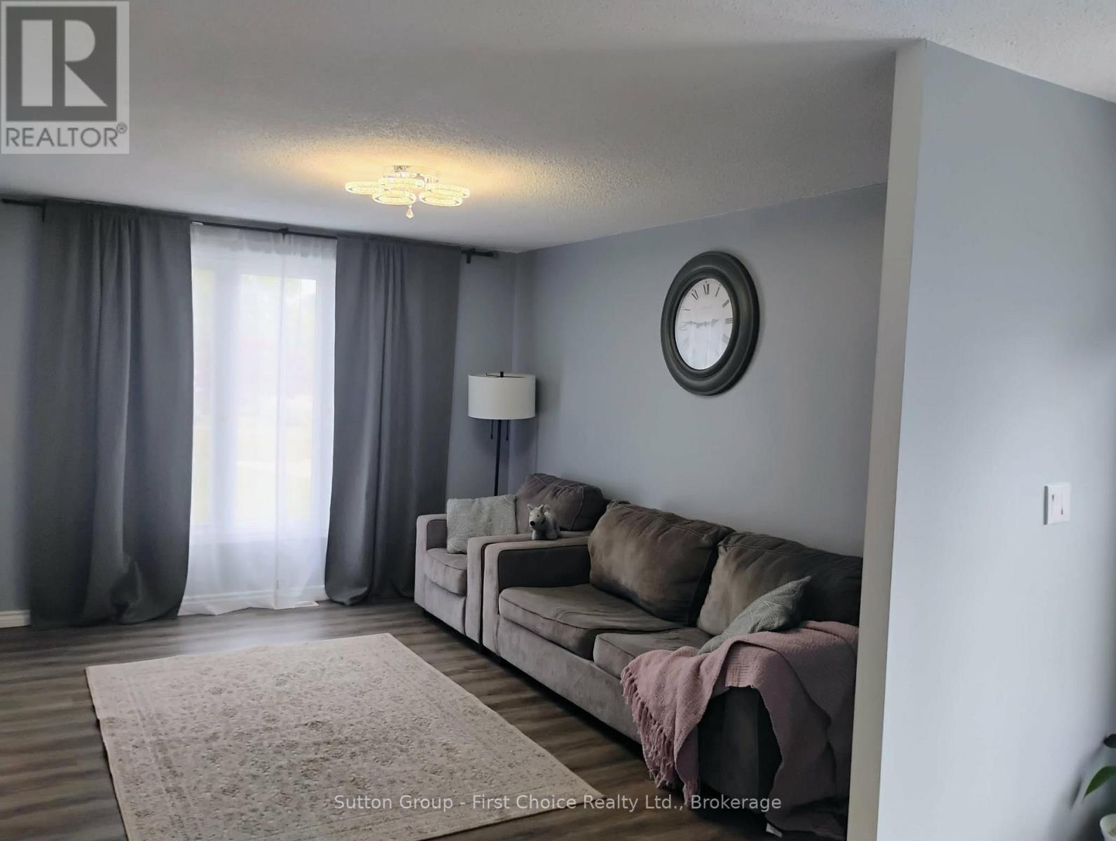 106 SUNSET CRESCENT - Image 6