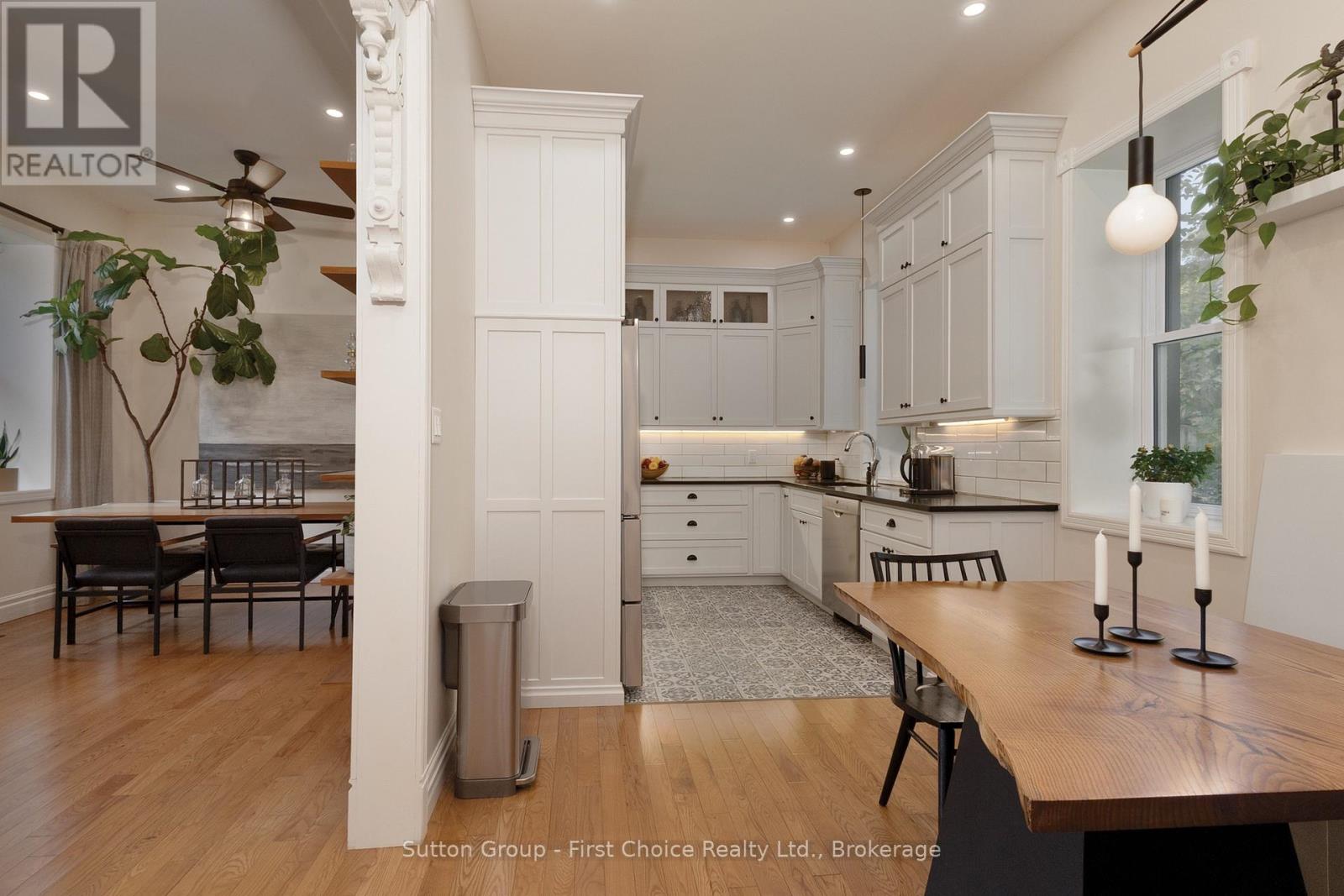 293 WELLINGTON STREET S - Image 10