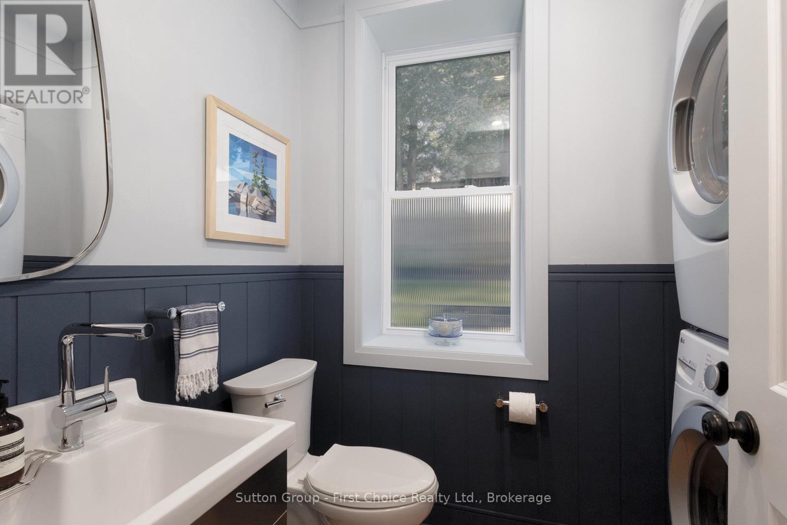 293 WELLINGTON STREET S - Image 15